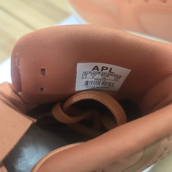 APL Womens Techloom Defender New In The Box - Picture 7 of 14